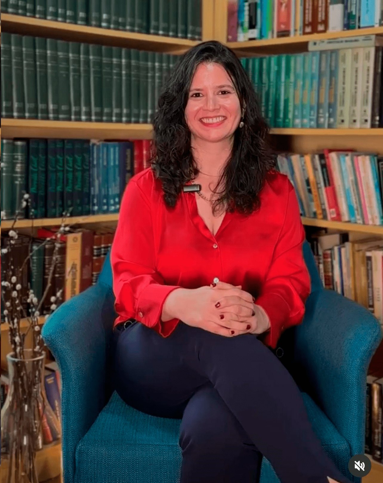 Dra. Tais Correa